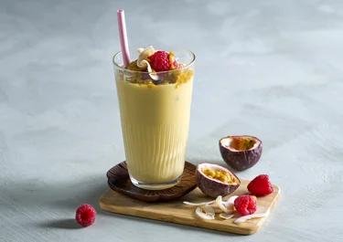 Smoothie med mango och passionsfrukt