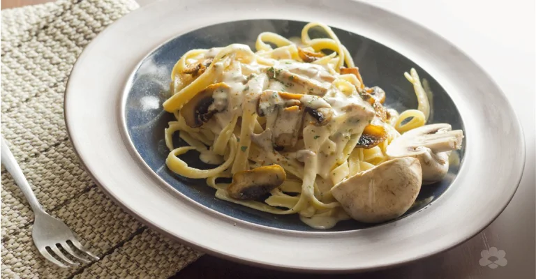 تالياتيلي بالفطر