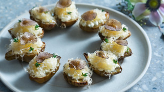 Lönnsirapsglaserade jordärtskockor med färskost och tryffel
