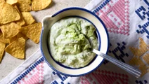 Sås med avokado och matyoghurt