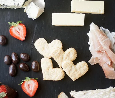 Sweetheart cheese board