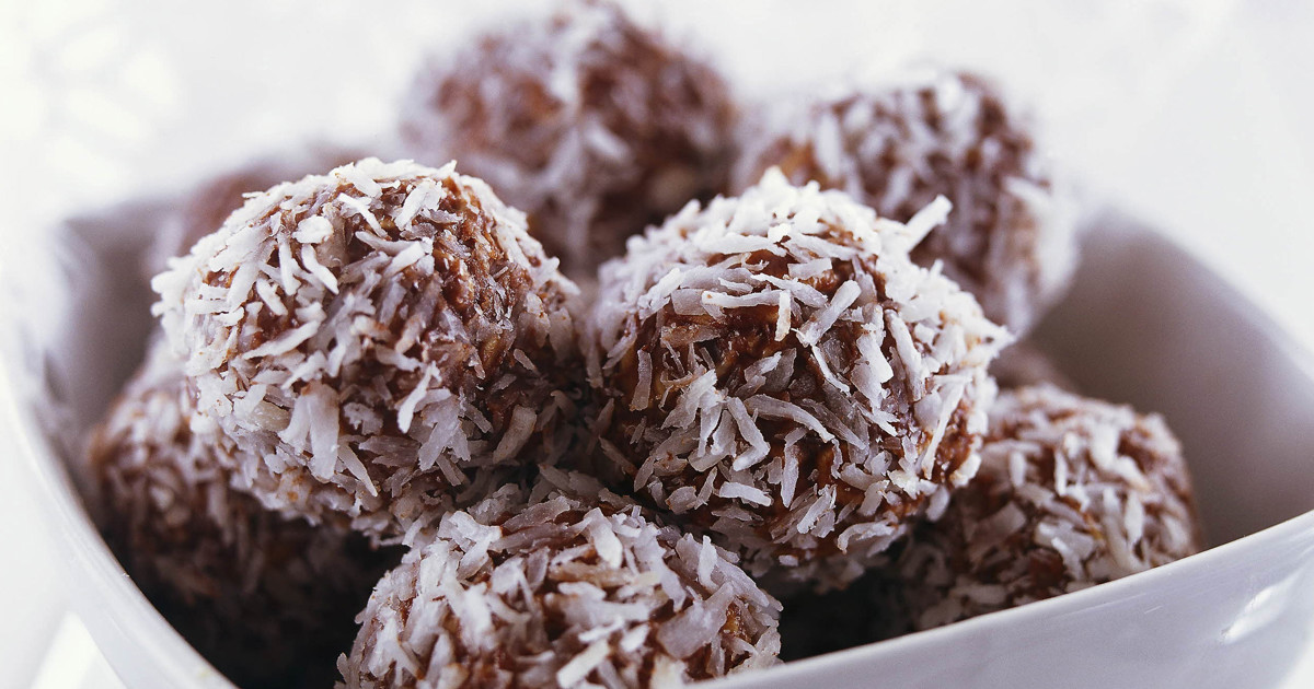 Chocolate Rum Cake Balls ( Recipe ) Arlafoods.co.uk Recipe Arla UK