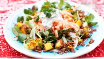 Sallad med ceviche och koriandersås