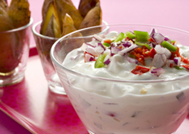 Chili-kasvistäyte uuniperunoille