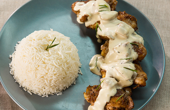 Chicken with mushroom sauce 