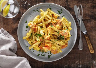 Lohipasta omenalla