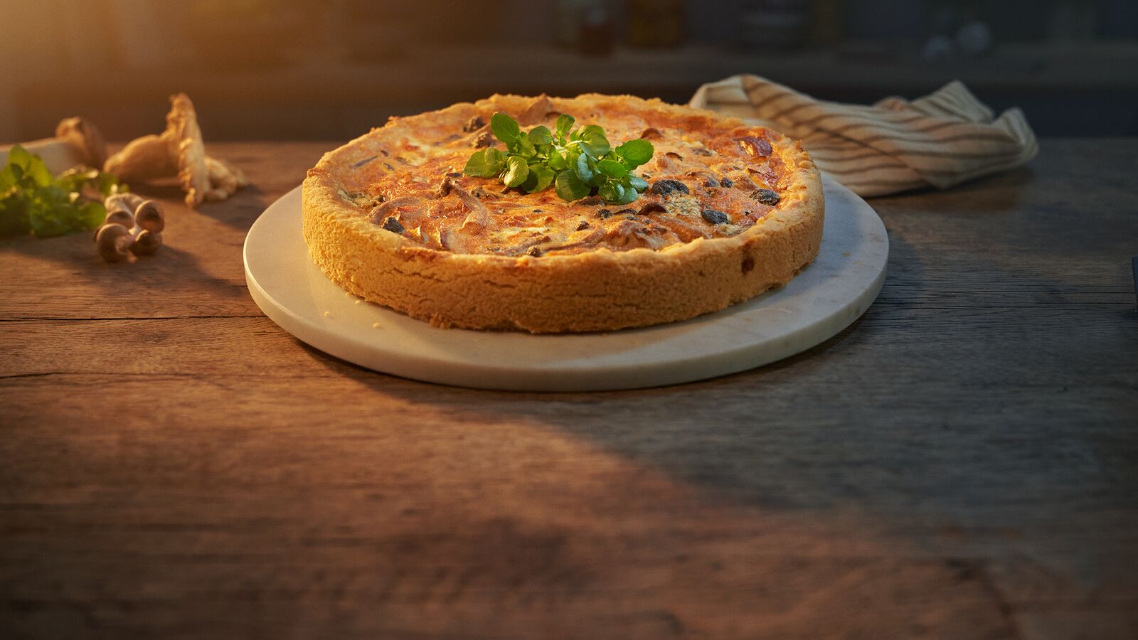 Mushroom And Blue Cheese Quiche | Lurpak®