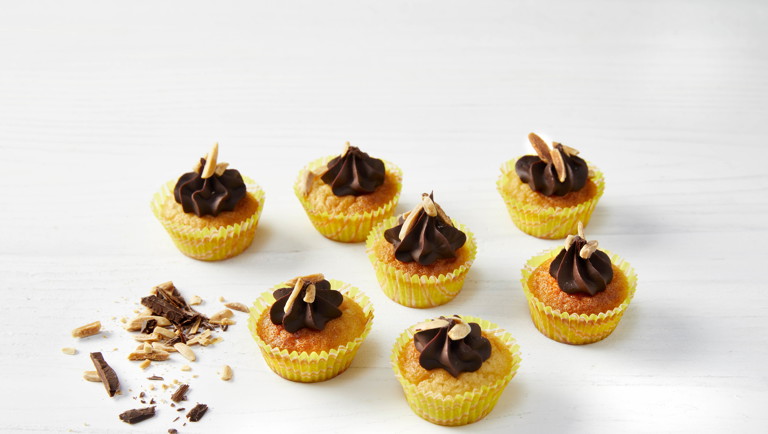 Mazarinkager med chokoladecreme