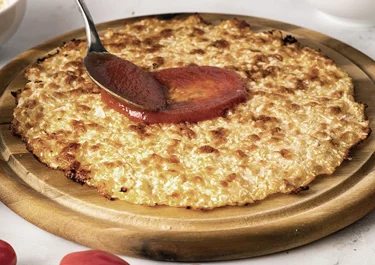 Pizza sin harina con masa de coliflor