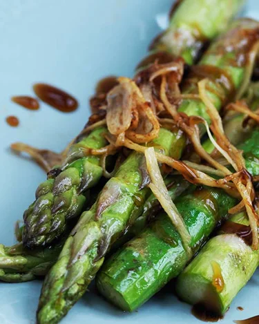 ASPARAGI ALLA SOIA E ZENZERO