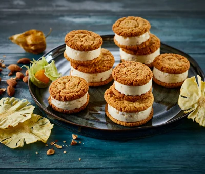 ICE CREAM SANDWICH MET ANANAS-ROOMKAAS