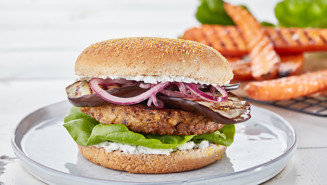 Burger med kikærtebøf og grillet aubergine