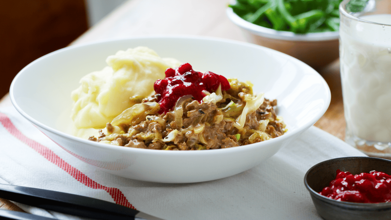 Valkokaali jauhelihan kanssa