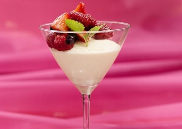 Valkosuklaa-smetanamousse