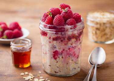 Overnight Oats with Raspberries