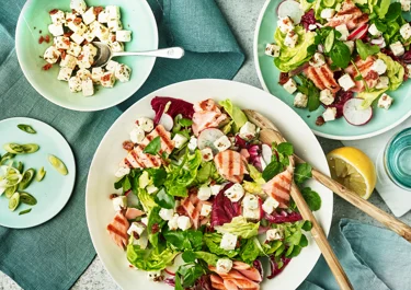 Grilled salmon salad