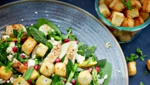 Quinoasalade met kip en croutons