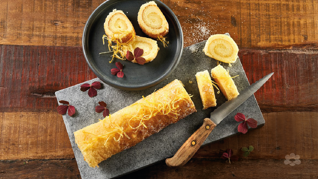 Lemon roulade  