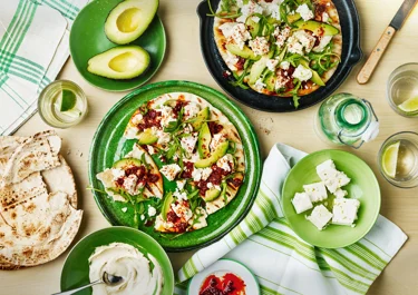 Hummus flatbread
