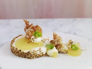 Yuzuparfait med sesam  og ingefær