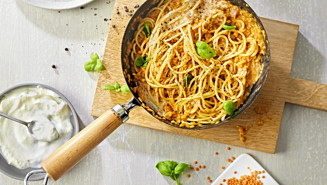 Spaghetti in cremiger Linsen-Bolognese