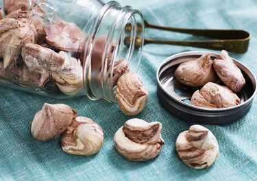 Chokladmaränger med pistage