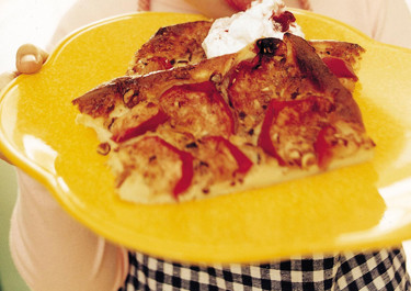 Omena-puolukkapannukakku