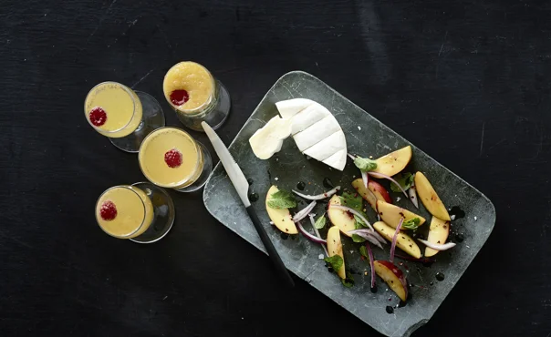 Bellini with Extra Creamy Brie & marinated peaches