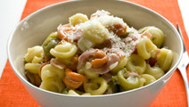 Kinkkupasta