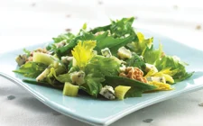 Blauwe Kaas salade met walnoten