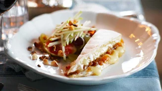 Brietårta med fikon och aprikos