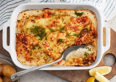 Fiskgratäng med purjolök, morot och fänkål