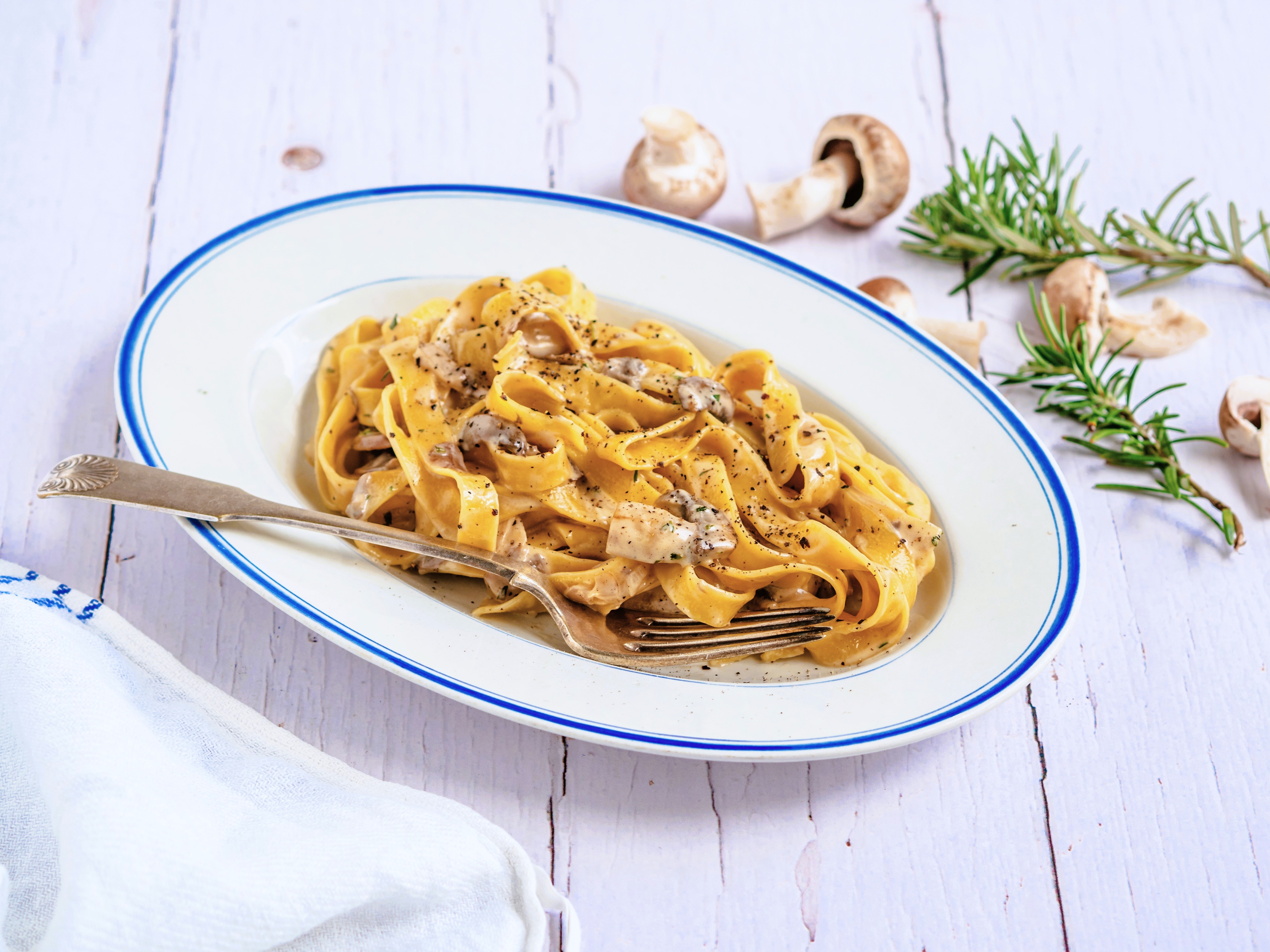 Creamy mushroom pasta 