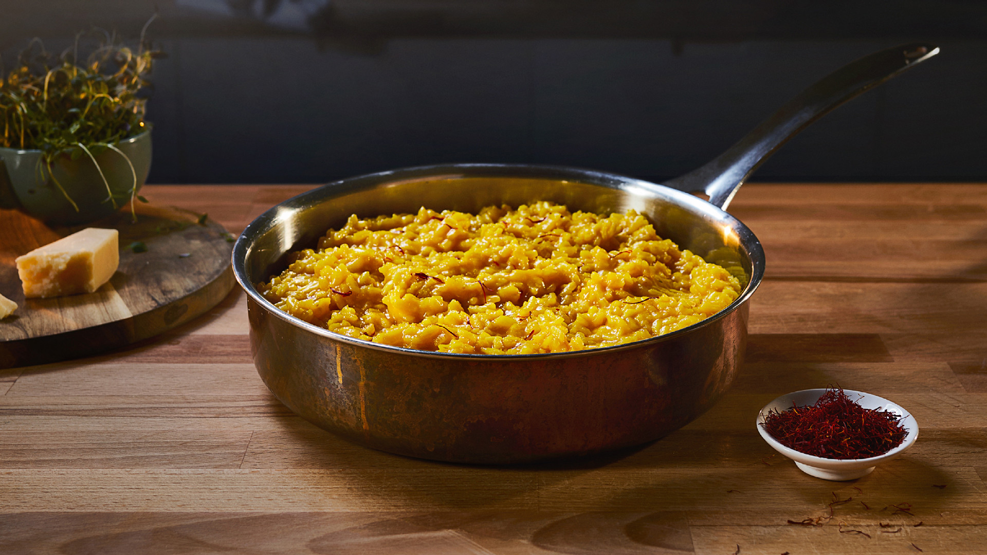 RISOTTO WITH SAFFRON & PARMESAN