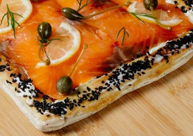 Crocante de salmón con Queso de Untar finas hierbas de Arla