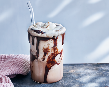 Frappé mit Schokoladensoße