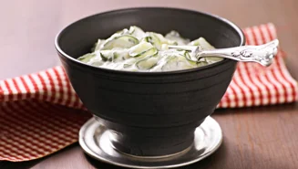 Tsatsiki på svenska