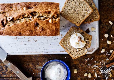 Mehevä banaanileipä