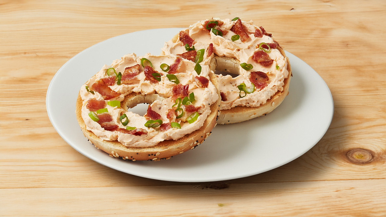 Bacon & Scallions Everything Bagel With Tre Stelle Original Cream Cheese