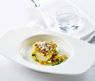 Cheesy scallops gratinee