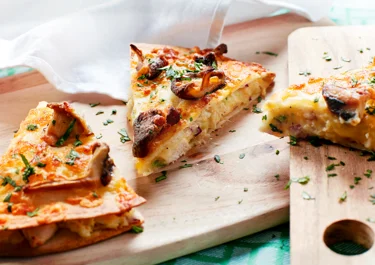 Chicken quesadilla with potato mash