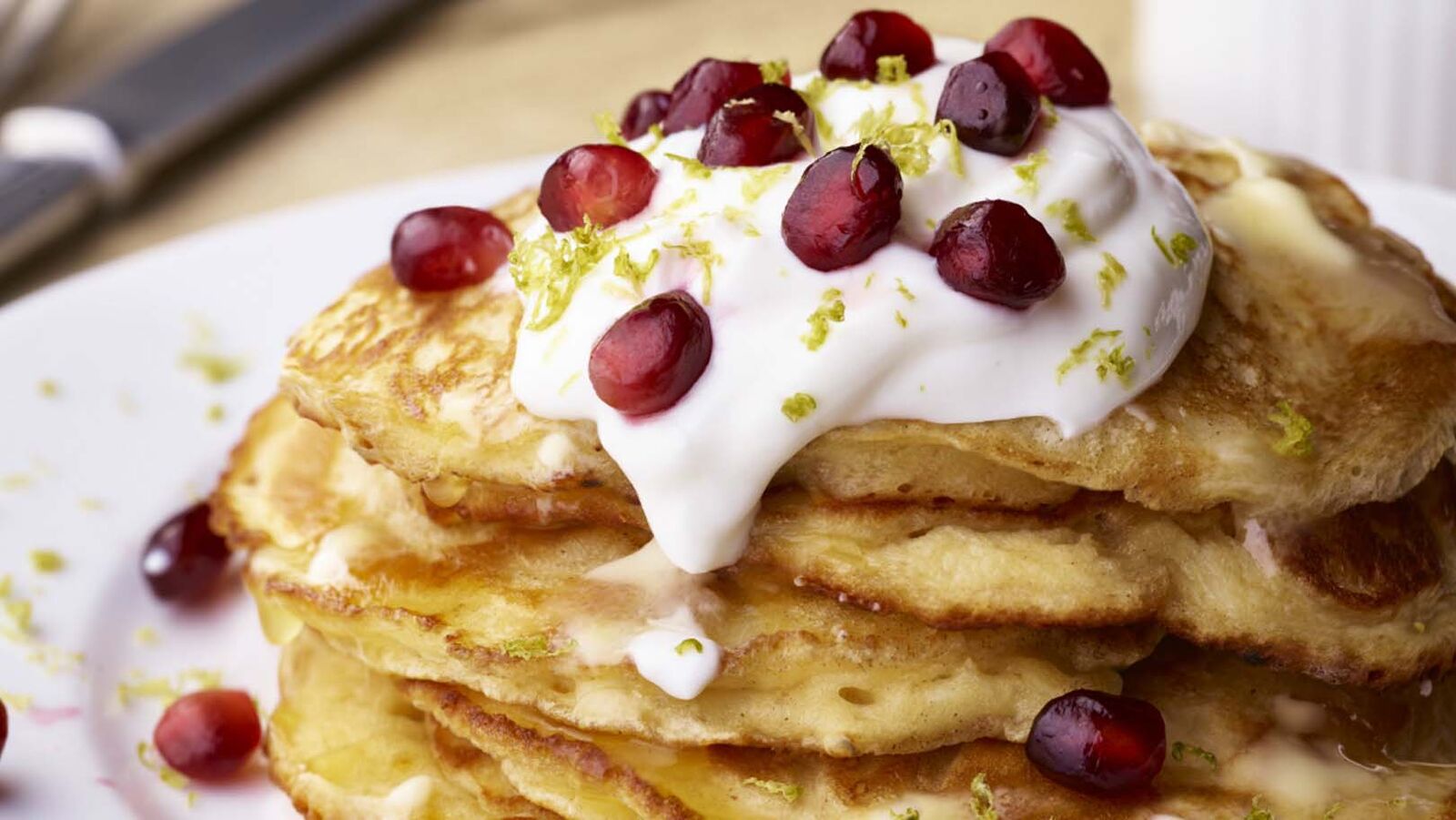 COCONUT PANCAKES WITH POMEGRANATE AND YOGHURT | Lurpak®