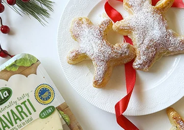Muñecos de jengibre con hojaldre y Arla Havarti