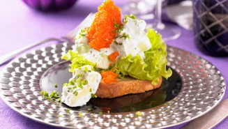 Toast med avokadosallad och wasabi