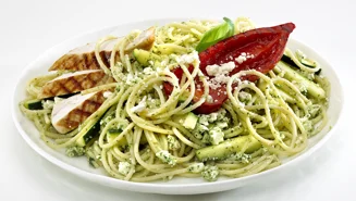 Pasta pesto