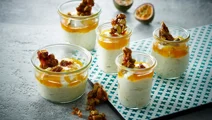 Risalamande med passionsfrugt og krokant