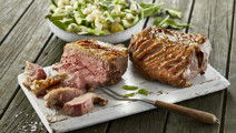 Lammeryg og salat med flødemarinade