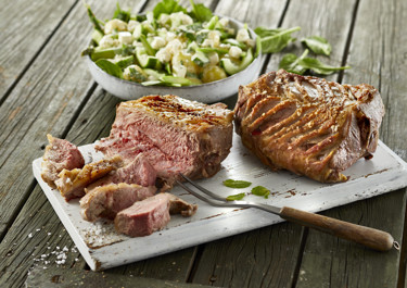 Lammeryg og salat med flødemarinade