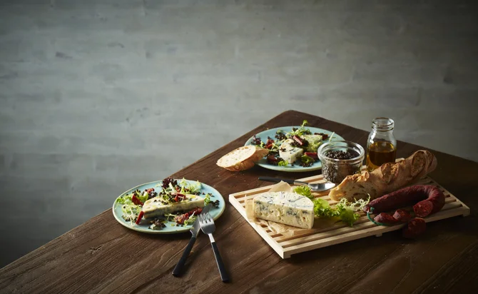 Blue Cheese with chorizo and lentils