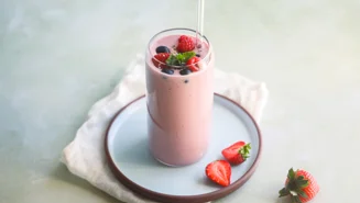 Protein fruit shake recipe with Skyr